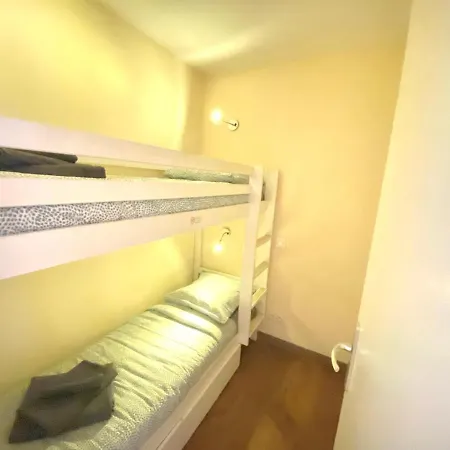 Les Sylades By Scls Locations Apartment