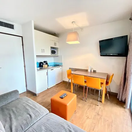 Les Sylades By Scls Locations Apartment *